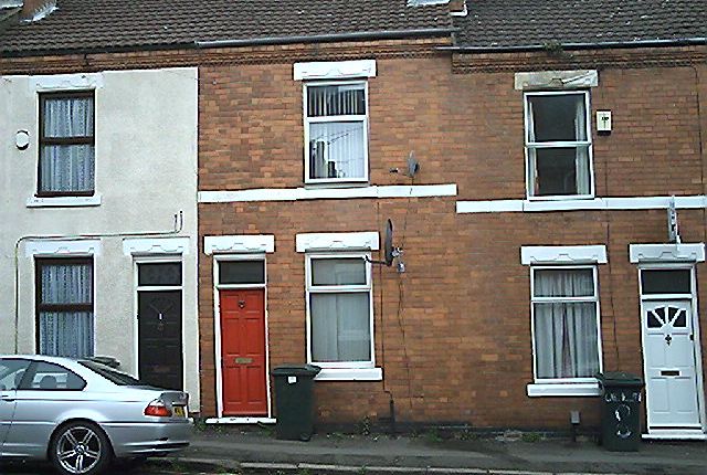 Terraced house to rent in Carmelite Road, Stoke