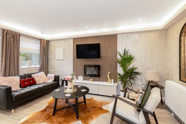 2, Balbirnie Place, Roseburn, Edinburgh photo 2