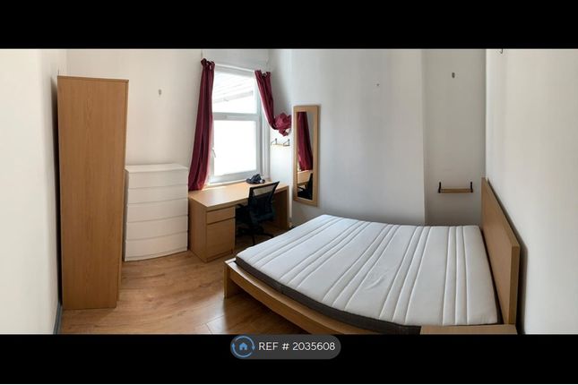 Room to rent in Alexandra Terrace, Brynmill, Swansea