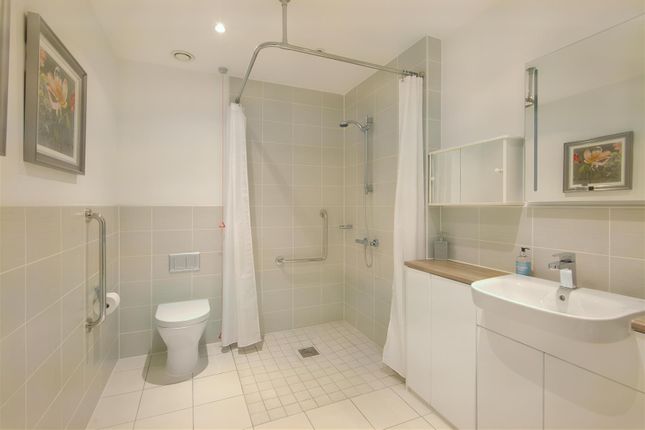 Flat for sale in Eleanor House, London Road, St. Albans .