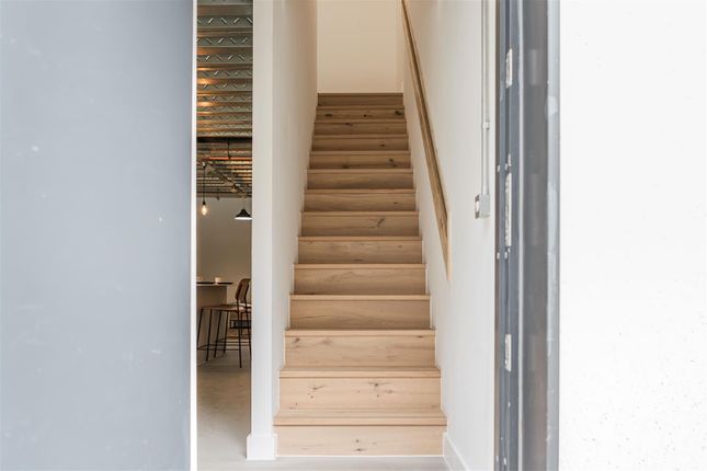 Apartment 82, District Lofts, Happy Walk, Leeds photo 3