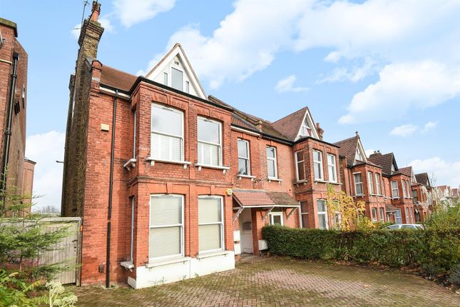 Thumbnail Flat to rent in Kenton Road, Harrow-On-The-Hill, Harrow