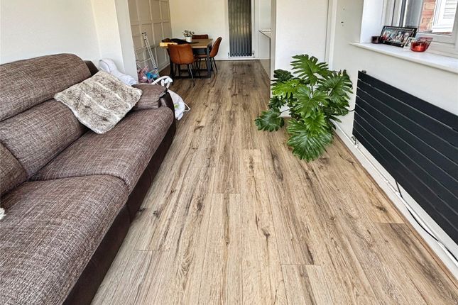 6, Ashby Rise, Leicester photo 4