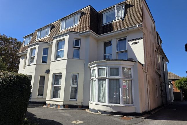 Studio flat on Flat 12, Westbrook Court, 472, Christchurch Road, BOURNEMOUTH, £55,000