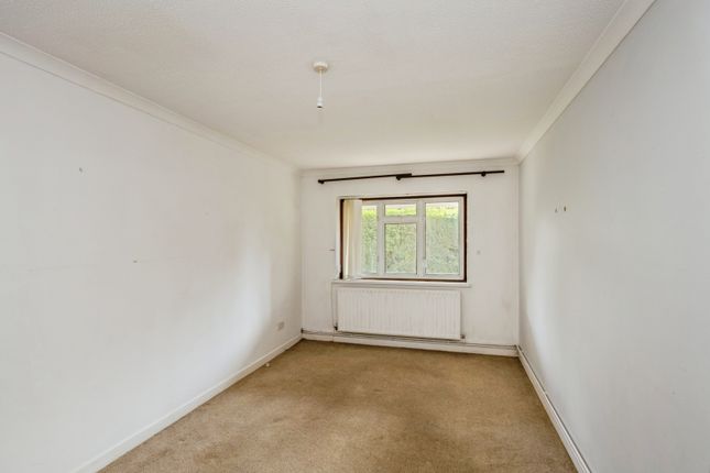 5, Beaconsfield Court, Swansea photo 3