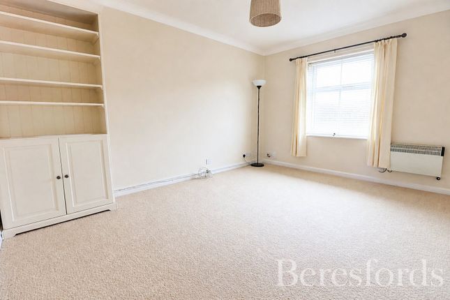 12A,, Shortridge Court, Witham photo 3
