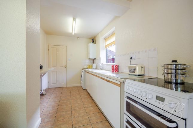 15, Leabrooks Avenue, Mansfield photo 2