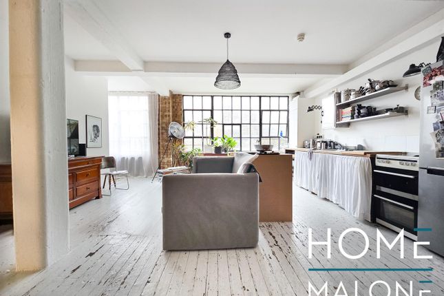 1-bed house on Flat 20, The Dailley Building, 230a, Dalston Lane, London, £2,800/mo