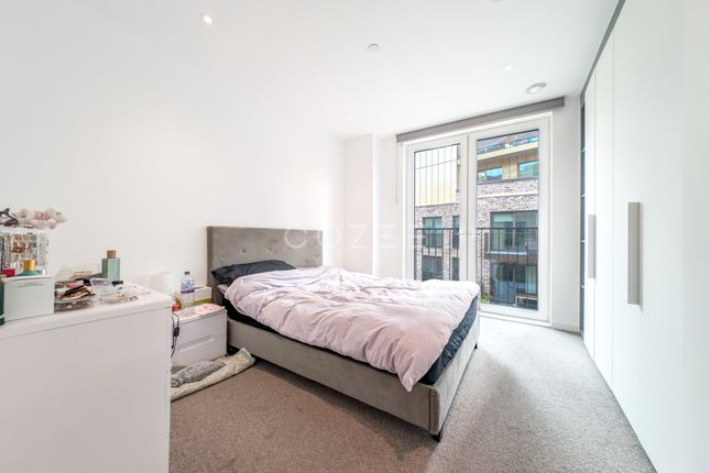 38, Georgette Apartments, 91 Sidney Street, London photo 4