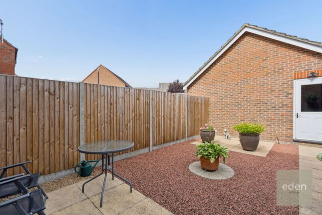 88 Brampton Field, Aylesford photo 2