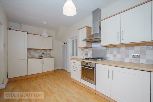 102, Claremount Road, West Yorkshire photo 3
