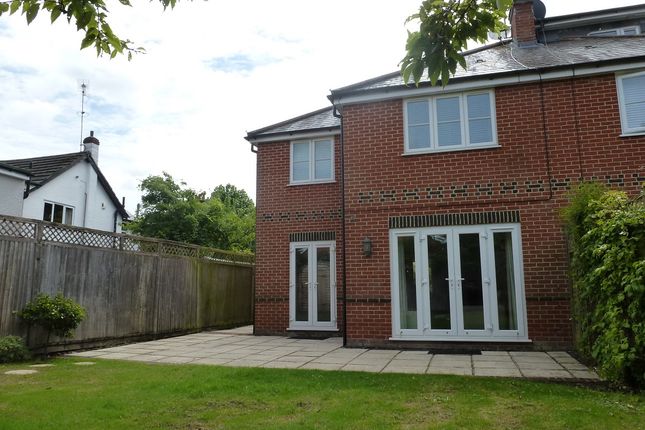 3, NURSERY LANE, ASCOT photo 3
