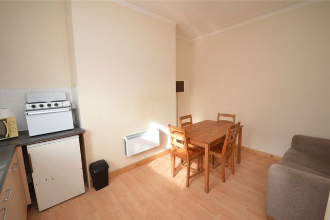 2, Recreation Street, West Yorkshire photo 2