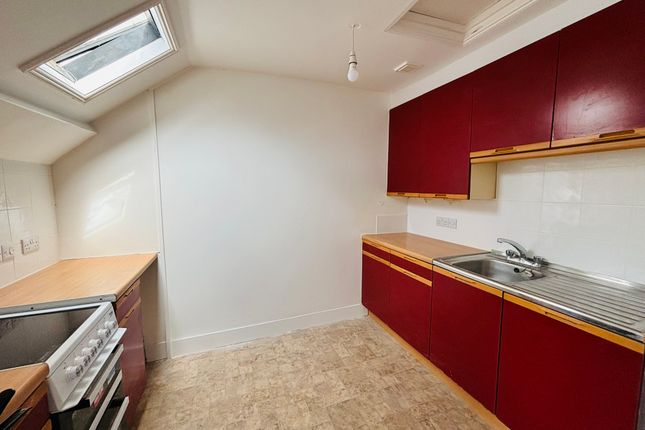 Flat 3, 3, Morrab Road, Penzance photo 4