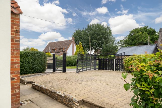 Old Cobb Cottage, Jacks Lane, Stowmarket photo 4
