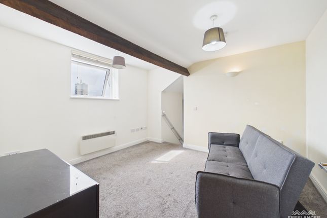 6, Kings Court, Newport photo 2