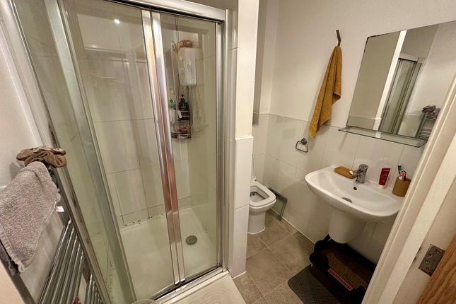 Flat D11, Leicester photo 5