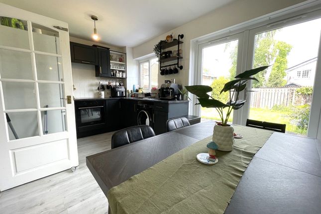 64 Leyburn Close, Ouston photo 3