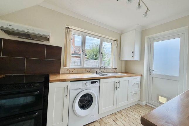 20, Brookmead Drive, Wallingford photo 4