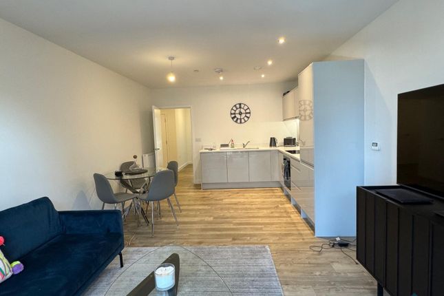 Flat 30, Academy Way, Loughton photo 3