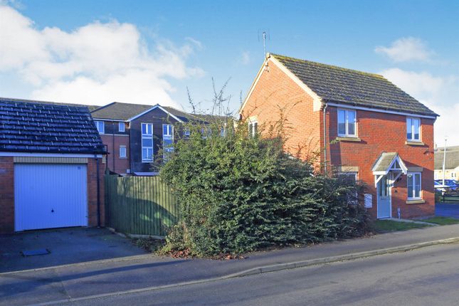 4, Millport Drive, Peterborough photo 3