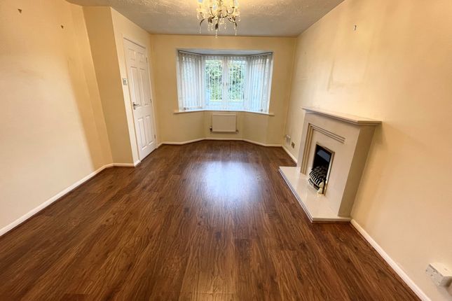 6, Greenmount Close, Littleover photo 3