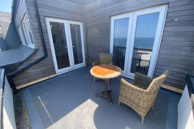 55, Whitley Bay photo 4