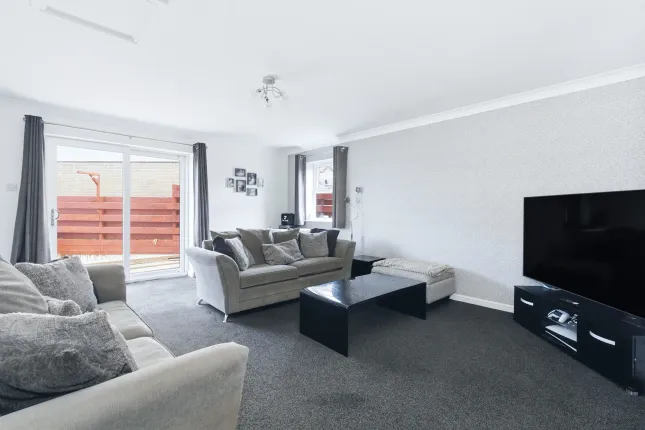 20, Cronk Y Berry Avenue, Douglas photo 4