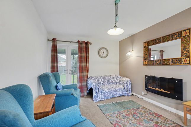 9, Benner Avenue, Derbyshire photo 3