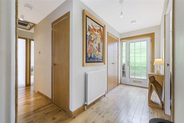 27, Kilruskin Drive, North Ayrshire photo 2