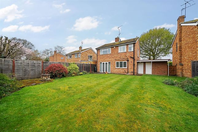 Thumbnail Detached house for sale in Birnam Close, Ripley, Woking