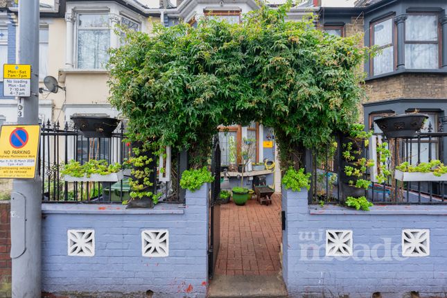 Terraced house for sale in High Road Leyton, London