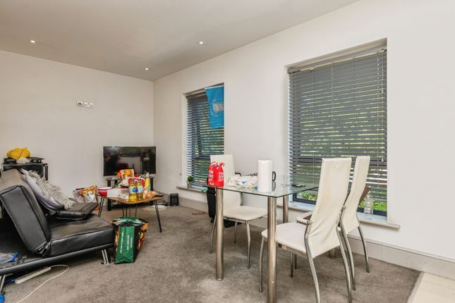 Apartment 5/Lime Court, 208 Hagley Road, Birmingham photo 4