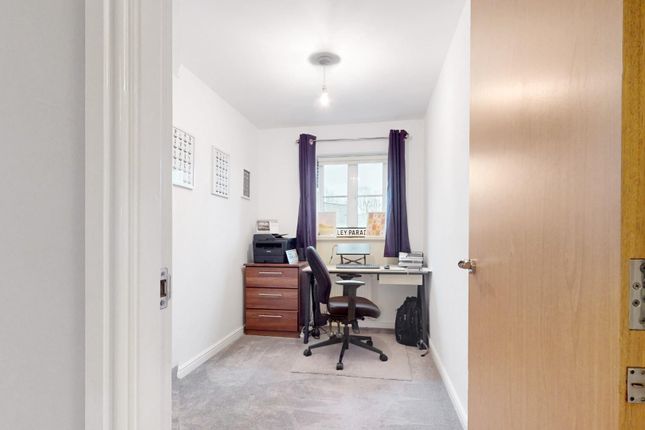 Town house for sale in Aldersyde Way, Guiseley, Leeds, West Yorkshire