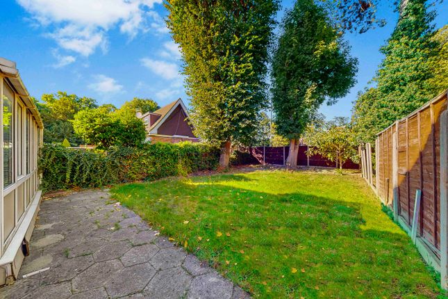 4, September Way, Stanmore photo 2
