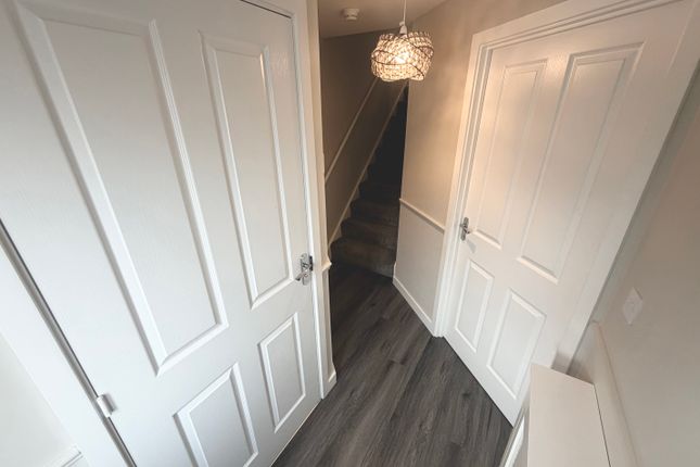 106, Maes Y Glo, Llanelli photo 3