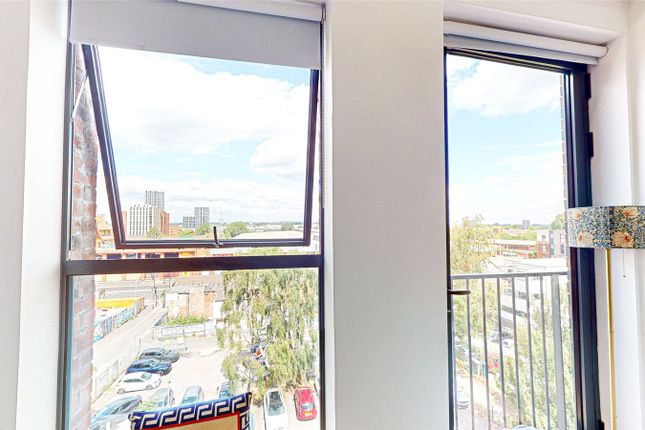 15, Roper Court, 109 George Leigh Street photo 2