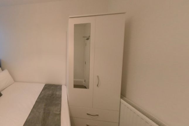 Flat to rent in Smith Street, City Centre, Dundee