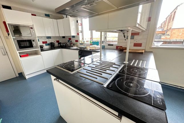 End terrace house for sale in Murray Road, Rugby