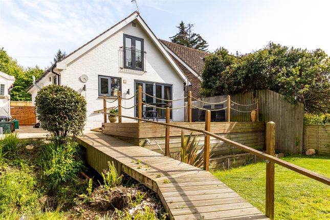 Cottage for sale in Halletts Shute, Norton, Yarmouth