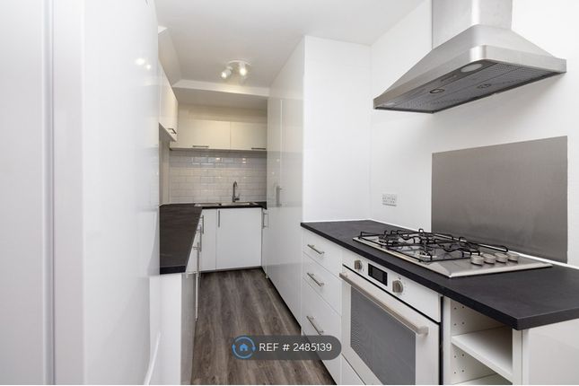 Fermain Court North Downham Road, London photo 5