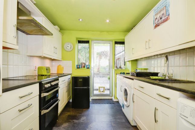 Link-detached house for sale in By The Wood, Watford