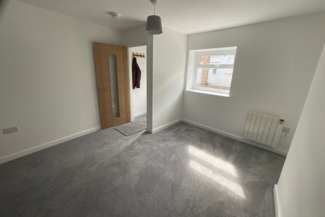 6 Durham Place, Scarborough photo 4