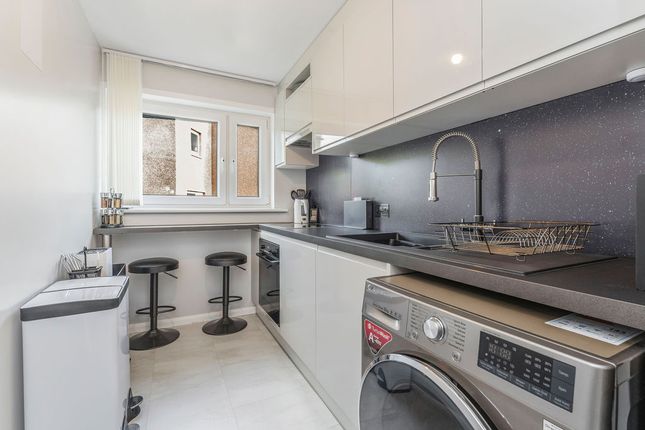 Fauldburn, East Craigs, Edinburgh, EH12 8YJ, Edinburgh photo 4