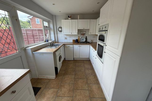 11, Wyddfa, Colwyn Bay photo 3