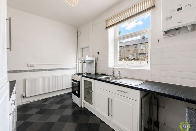 49 Cross Street, Accrington photo 3