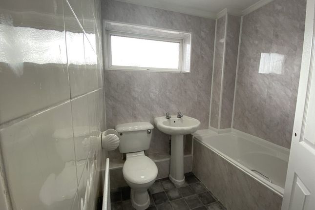 16, Ketton Avenue, Darlington photo 4