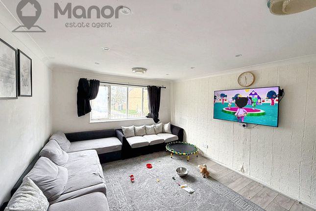 1-bed flat on Flat 5, Barking, £225,000