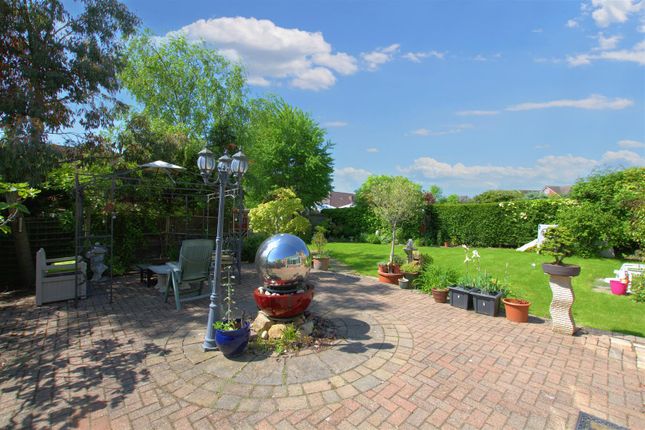 Detached house for sale in Wollaton Vale, Wollaton, Nottingham