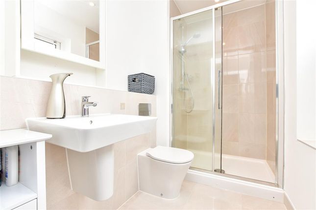 Flat for sale in Webber Street, Horley, Surrey